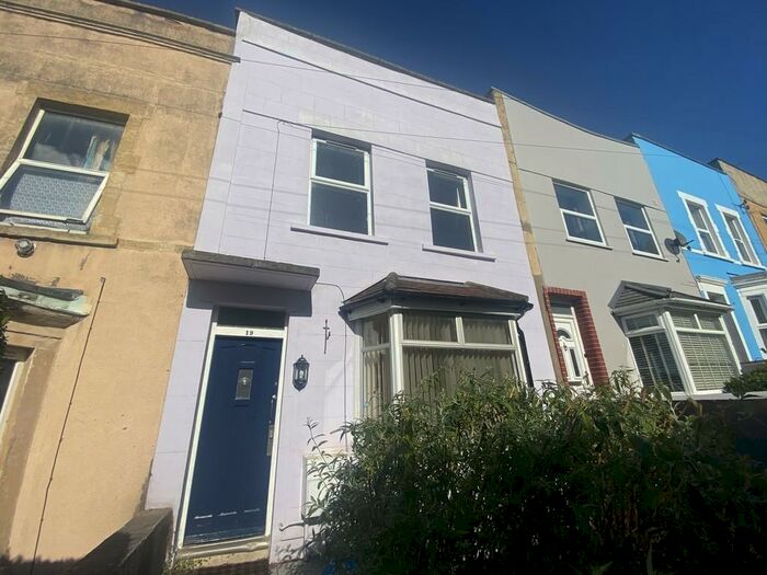 3 Bedroom Terraced House To Rent In Totterdown, Windsor Terrace, BS3