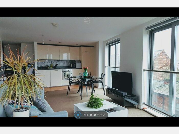 2 Bedroom Flat To Rent In Queens Road, Nottingham, NG2