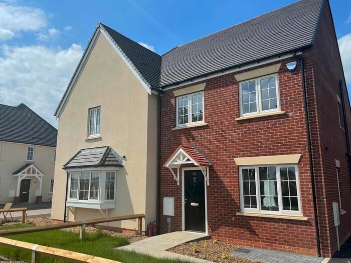 3 Bedroom Semi-Detached House To Rent In Roxton Road, Great Barford MK44