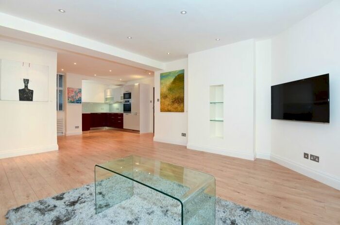 2 Bedroom Flat To Rent In Seymour Place, London, W1H