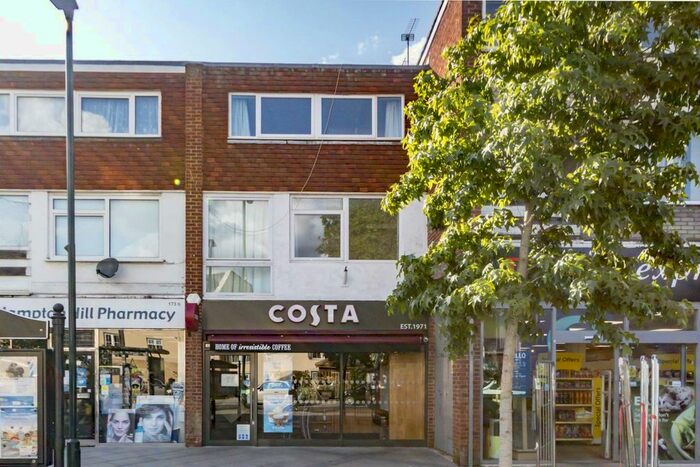 2 Bedroom Flat To Rent In Taylor Close, Hampton Hill, Hampton, TW12