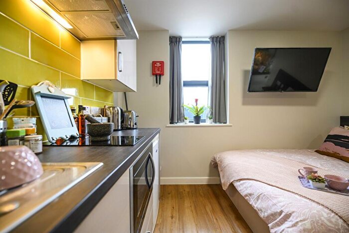 Studio To Rent In Chronicle House, CH1