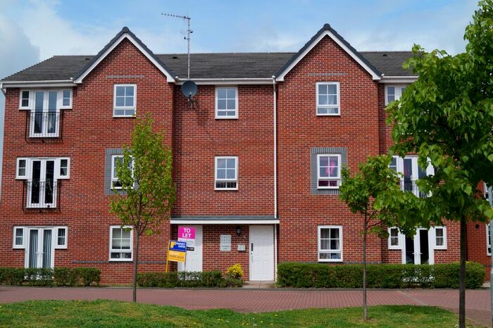 2 Bedroom Flat To Rent In Willis Place, Worcester, WR2