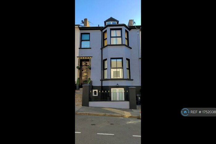 3 Bedroom Terraced House To Rent In York Place, Newport, NP20