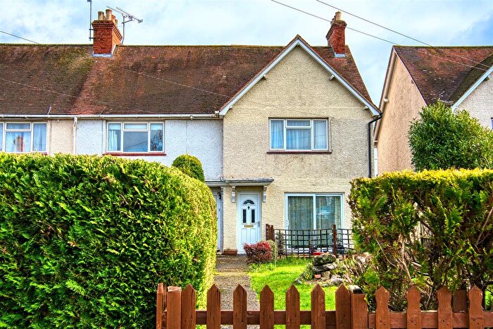 2 Bedroom End Terrace House For Sale In Addison Terrace, Gillingham, SP8