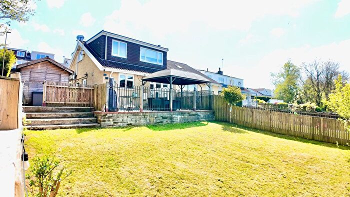 3 Bedroom Semi-Detached House For Sale In Toronto Close, Penmaen, NP12