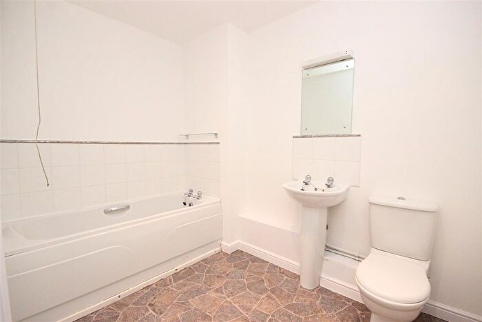 2 Bedroom Flat To Rent In Spring Road, Edgbaston, Birmingham, B15