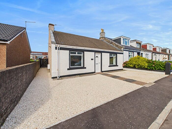 3 Bedroom Bungalow For Sale In Caledonian Road, Stevenston, KA20