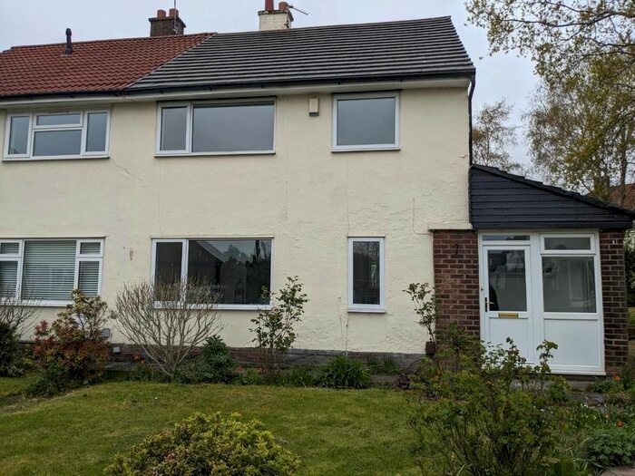 3 Bedroom Semi-Detached House To Rent In Fells Grove, Worsley, Manchester, M28