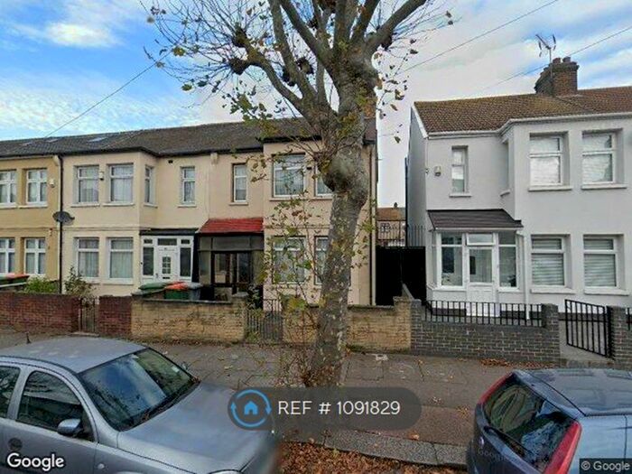 4 Bedroom Terraced House To Rent In Flanders Road, London, E6