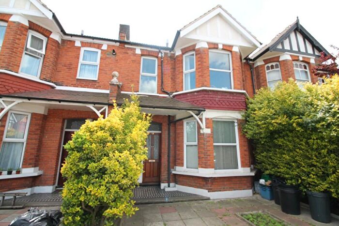 1 Bedroom Flat To Rent In Vernon Road, Ilford, London, IG3