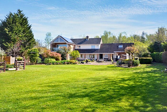 4 Bedroom Detached House For Sale In Ripple, Tewkesbury, Gloucestershire, GL20