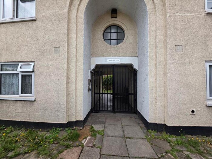 2 Bedroom Flat For Sale In Flat Charlton Court, High Street South, London, E6