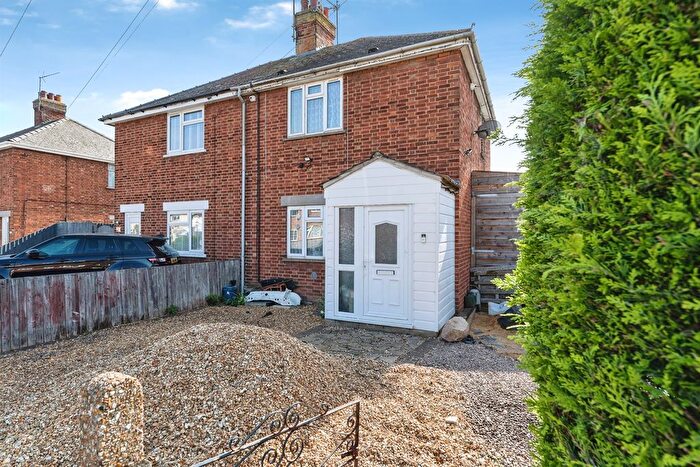 3 Bedroom Semi Detached House For Sale In Badgeney Road, March, PE15