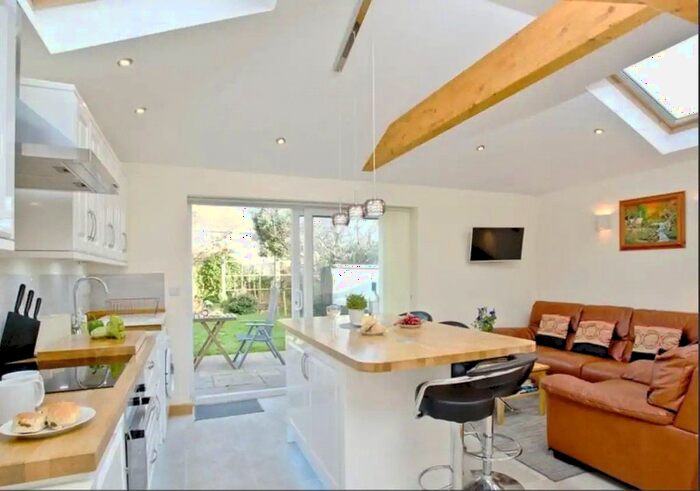 2 Bedroom Detached House To Rent In Meadow Road, Seaton, Devon, EX12