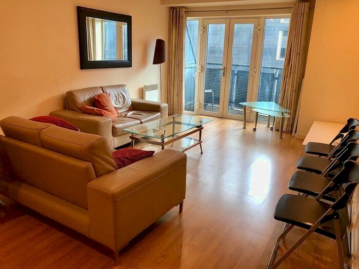 2 Bedroom Apartment To Rent In Masshouse Plaza, Birmingham, B5