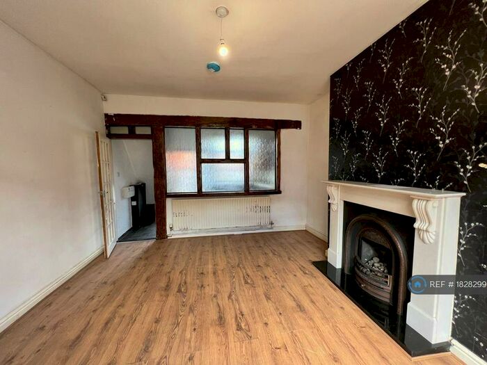 2 Bedroom Terraced House To Rent In Shipton Street, Bolton, BL1