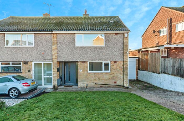 3 Bedroom Semi Detached House For Sale In Baswich Crest, Stafford, ST17