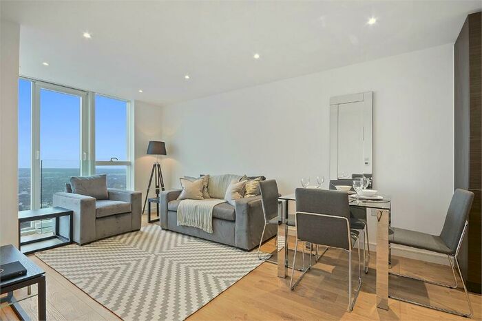 2 Bedroom Apartment For Sale In Pinnacle Apartments, Saffron Central Square, Croydon, CR0