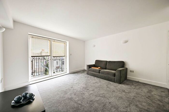 1 Bedroom Flat To Rent In Robinson Road London, Colliers Wood, SW17