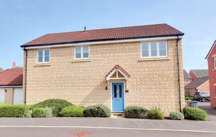 2 Bedroom Flat To Rent In Noctule Avenue, Trowbridge, BA14