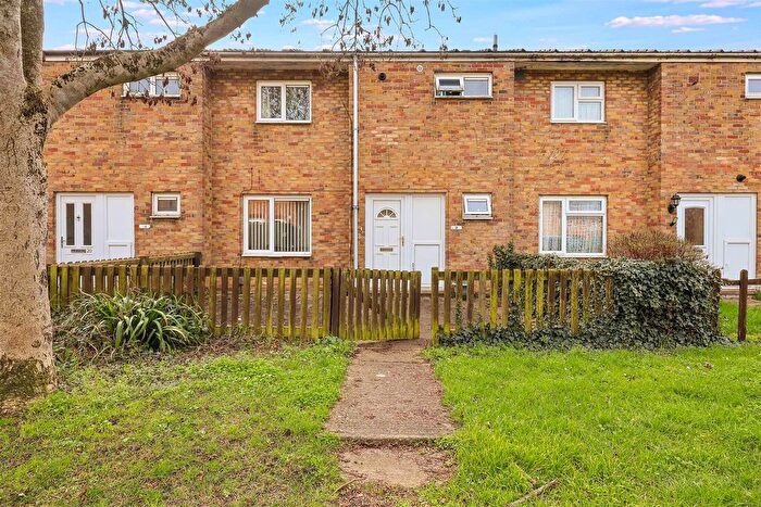 3 Bedroom Terraced House For Sale In Ashcroft Court, Cambridge, CB4