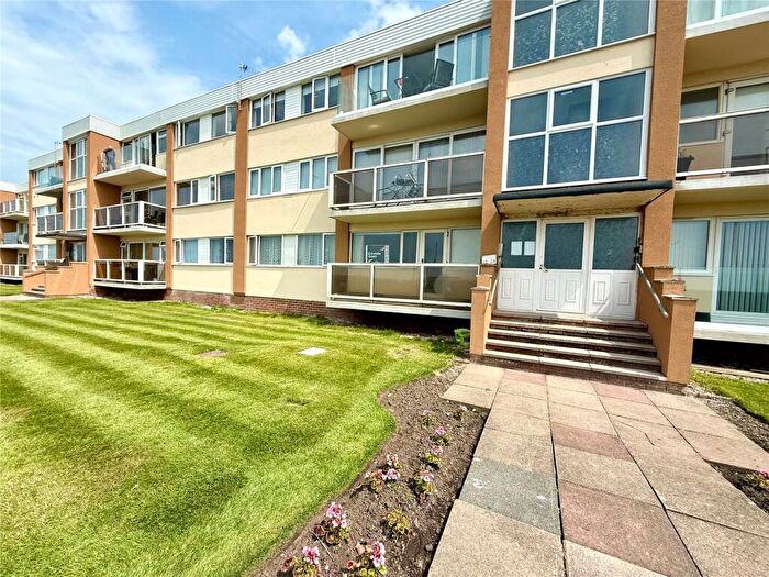 2 Bedroom Flat For Sale In Queens Promenade, Thornton-Cleveleys, Lancashire, FY5