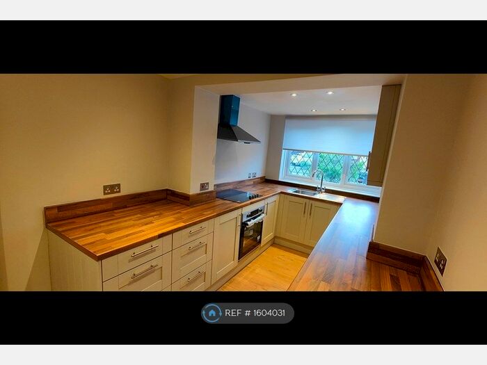 3 Bedroom Terraced House To Rent In Merecote Road, Solihull, B92