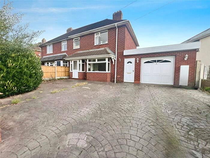 3 Bedroom Semi-Detached House To Rent In Wood Lane, Pelsall, Walsall, West Midlands, WS3