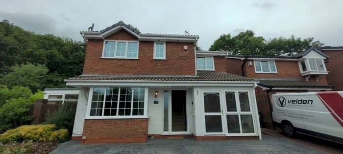 4 Bedroom Detached House To Rent In Wilderswood Close, Chorley, PR6