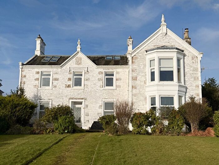 3 Bedroom Flat For Sale In Seafield Alexandra Parade, Kirn, PA23