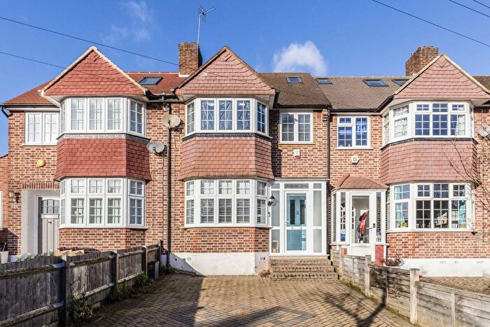4 Bedroom Terraced House To Rent In Lincoln Avenue, Twickenham, TW2