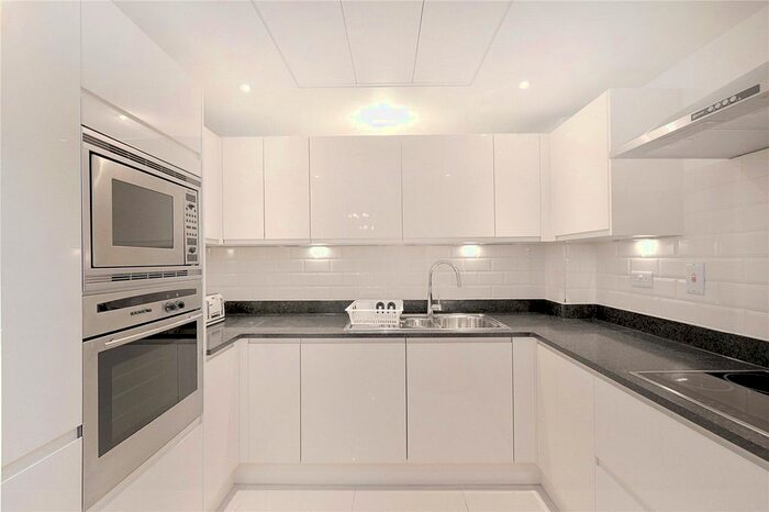 2 Bedroom Flat To Rent In Burwood Place, London, W2