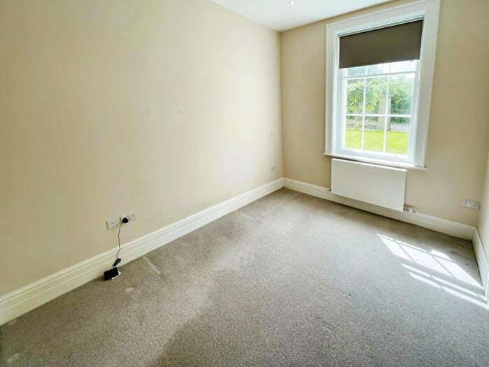 2 Bedroom Flat For Sale In Greenbank Hall, Eaton Road, Chester, CH4