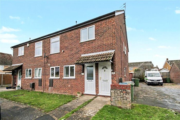 2 Bedroom Flat To Rent In Edgefield Close, Norwich, Norfolk, NR6