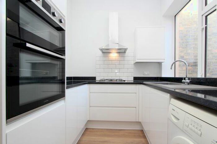 1 Bedroom Flat To Rent In Heathville Road, Crouch End, London, N19
