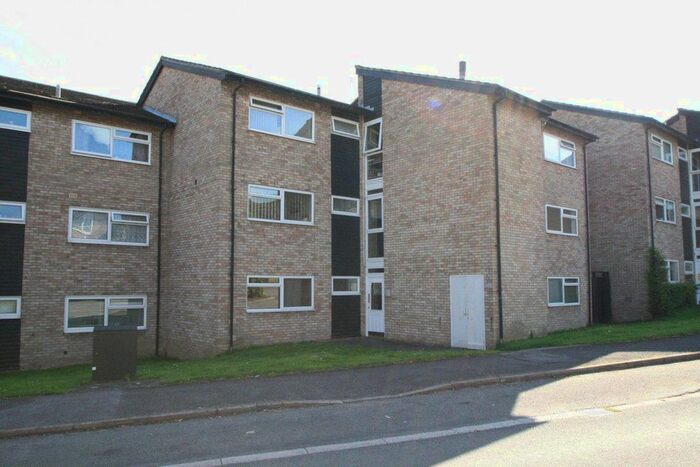 1 Bedroom Flat To Rent In Hotoft Road, Leicester, LE5