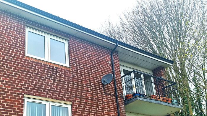 2 Bedroom Flat To Rent In Monks Close, Rotherham, South Yorkshire, S61