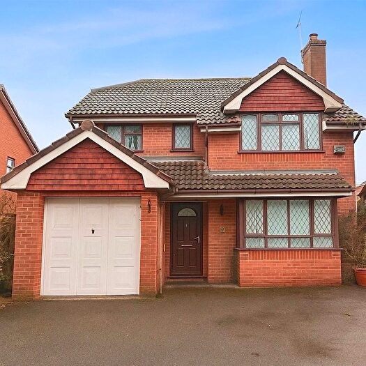 4 Bedroom Property To Rent In Macmillan Way, Northampton, NN3