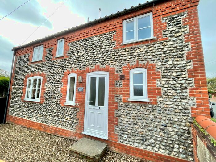 2 Bedroom Detached House To Rent In Old Turnpike Road, Roughton, NR11