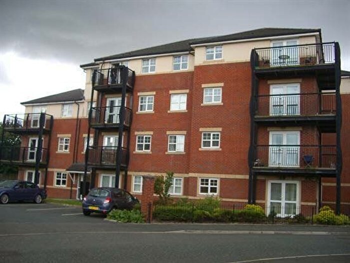 2 Bedroom Flat To Rent In Willows Green, Breccia Gardens, St Helens, WA9