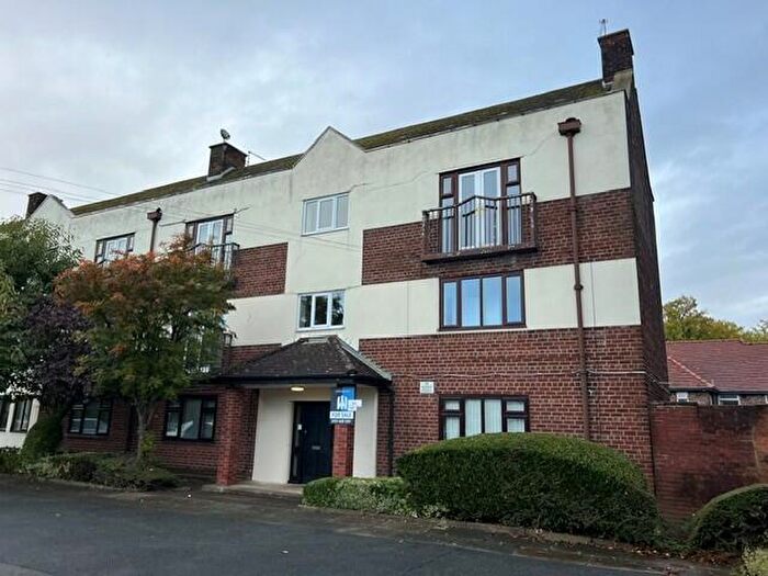 2 Bedroom Flat For Sale In Flat, - Woodvale Road, Woolton, Liverpool, Merseyside, L25