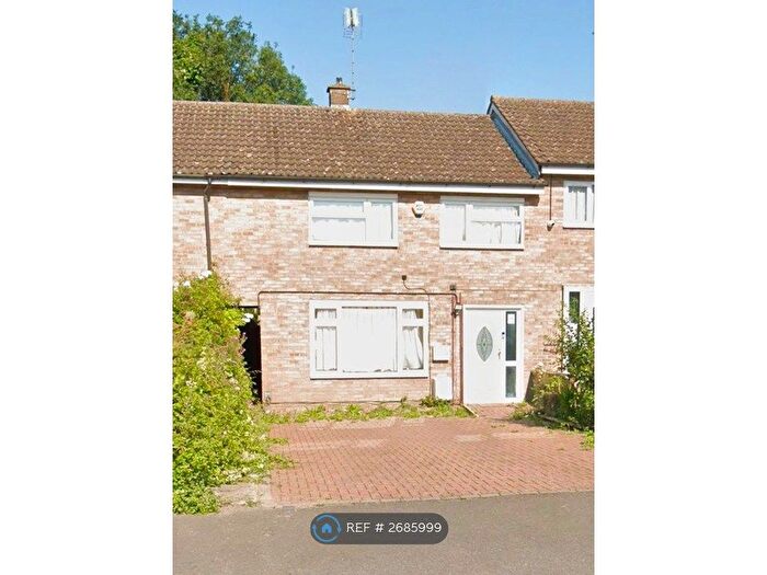 3 Bedroom Terraced House To Rent In Tithe Farm Road, Houghton Regis, Dunstable, LU5