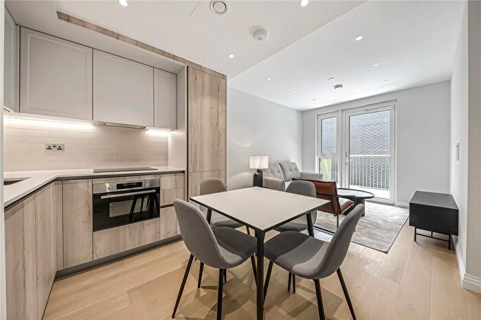 1 Bedroom Flat To Rent In Gasholder Place, SE11