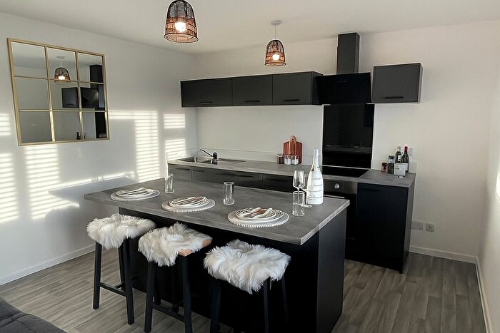 2 Bedroom Apartment To Rent In Beech Farm Drive, Macclesfield, SK10