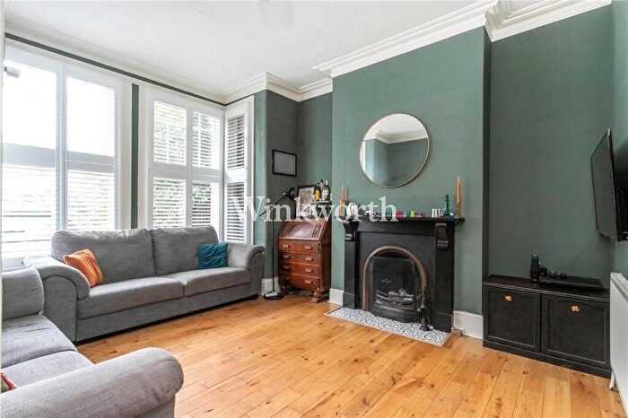 2 Bedroom Apartment For Sale In Bruce Grove, Ground Floor, Tottenham, London, N17