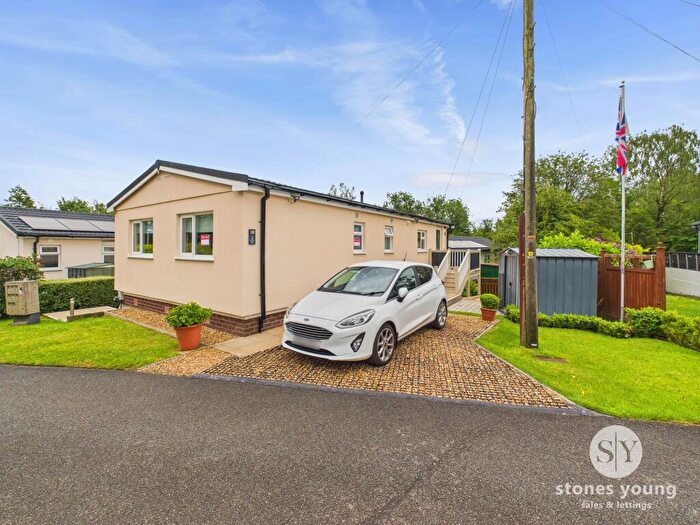 3 Bedroom Park Home For Sale In Three Rivers Woodland Park, West Bradford, BB7