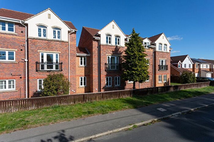 2 Bedroom Flat For Sale In Esk Drive, Nether Poppleton, York, YO26