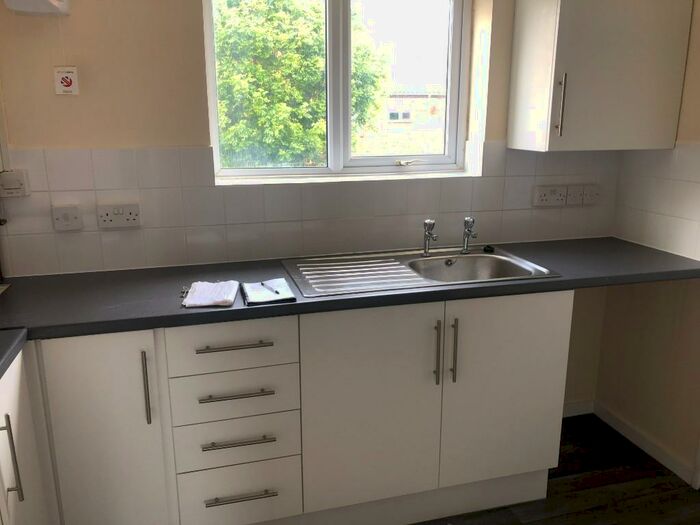 2 Bedroom Flat To Rent In Edgemere, Scunthorpe, Lincolnshire, DN15