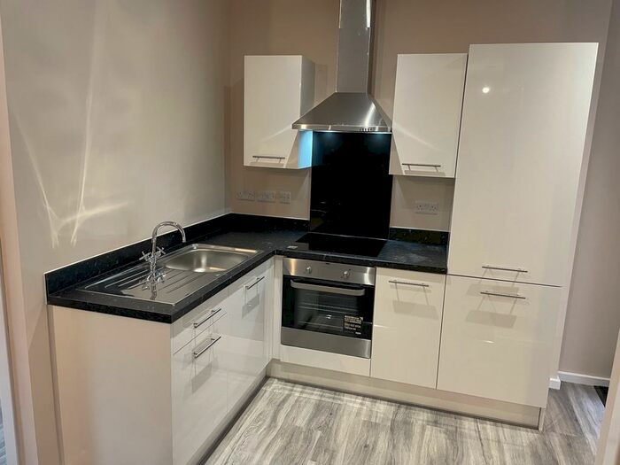 Studio To Rent In Raven Road, Gateshead, Tyne And Wear, NE8